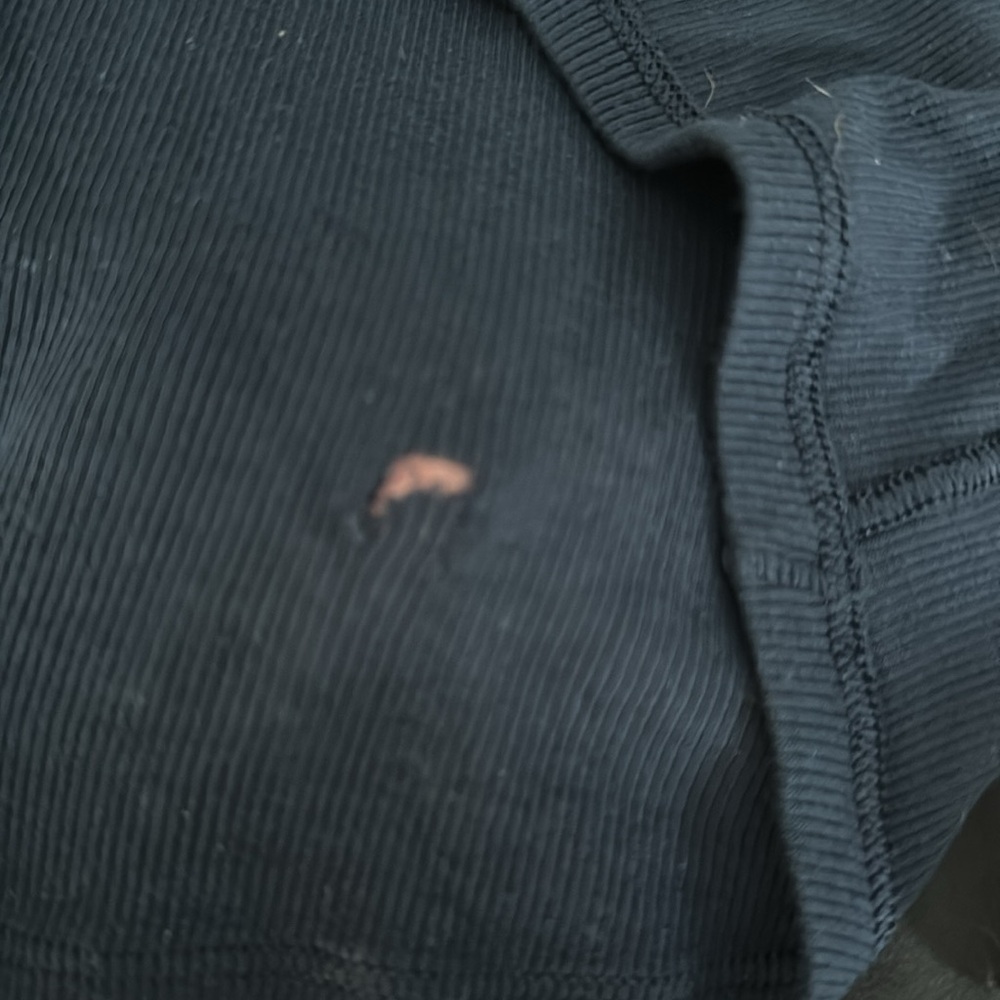 Lululemon Women's Navy Ribbed Tank Top - Picture 4 of 4